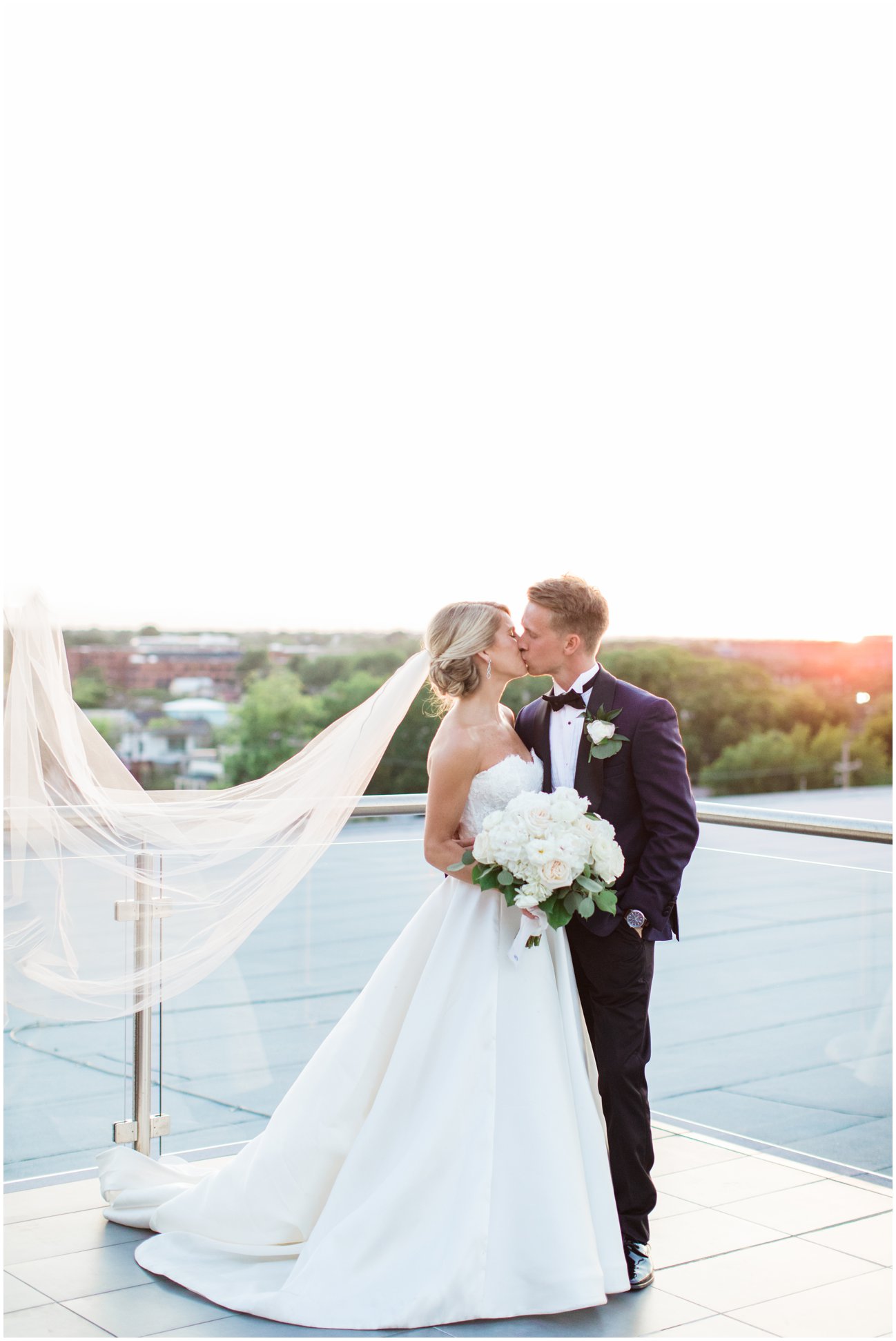 Charleston bride and groom